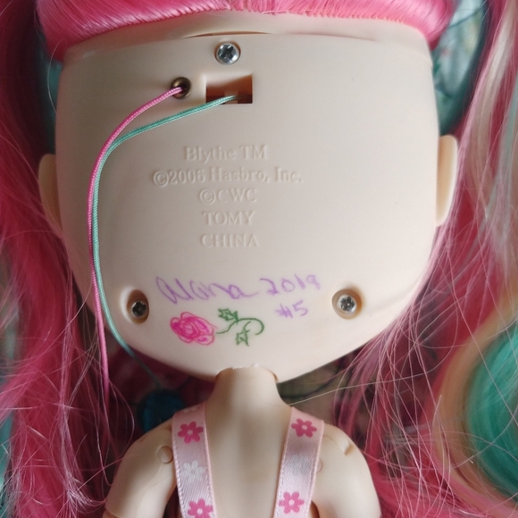 Kandi Custom Factory Blythe Doll - Picture 9 of 12